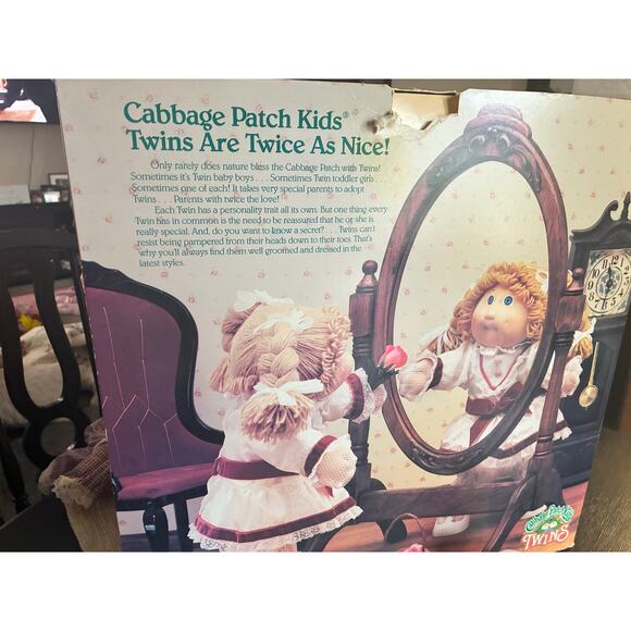 1985 Cabbage Patch Kids Blonde Twins Original Box, Factory Tied Complete Papers - Picture 9 of 11